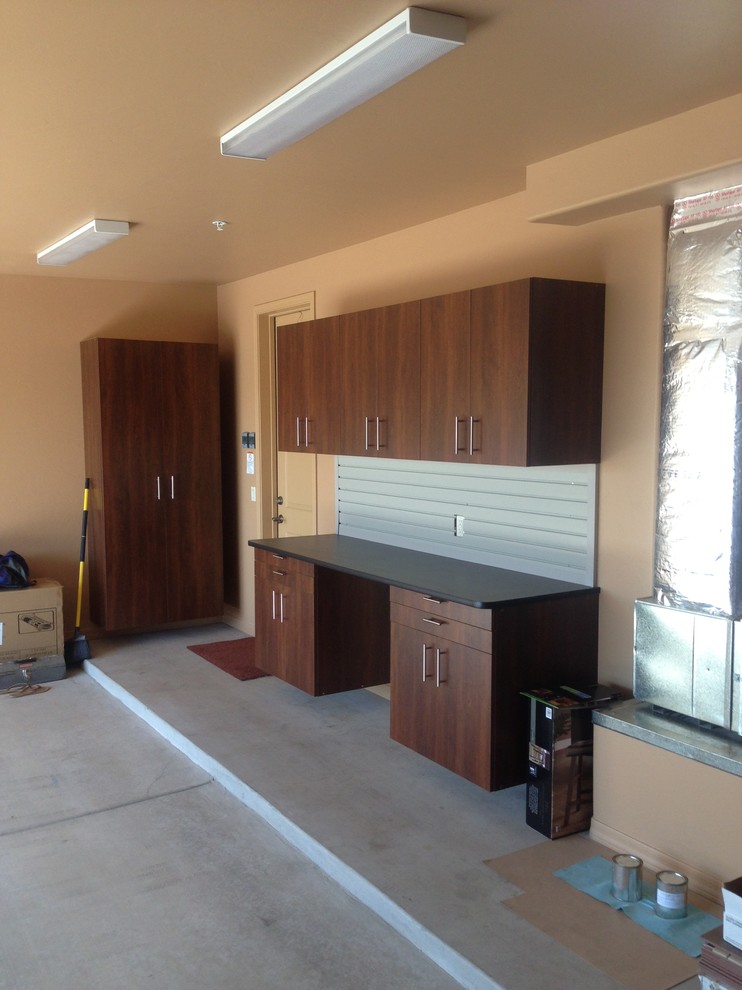 Photo of a traditional shed and granny flat in Phoenix.