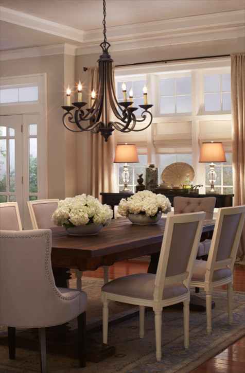 Design ideas for a traditional dining room in Los Angeles.