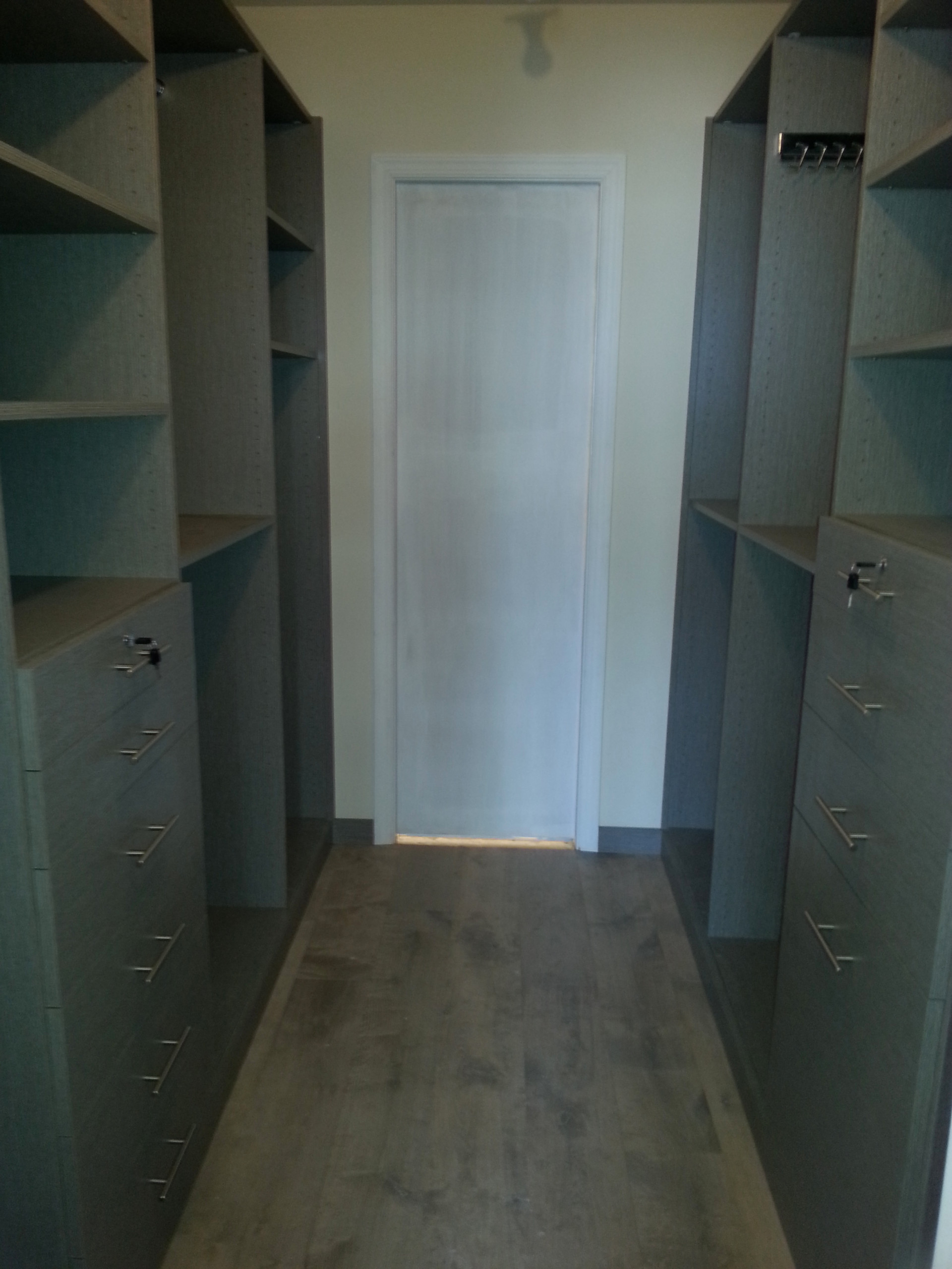 Dressing Rooms/Walk-In Closets