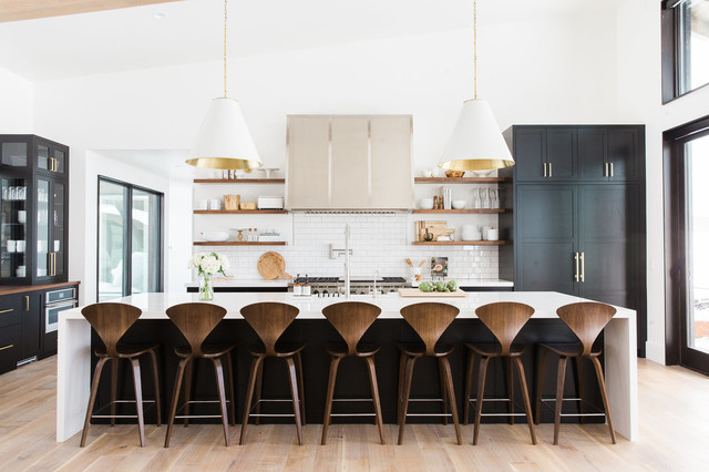 Modern Mountain Home classique-chic-cuisine