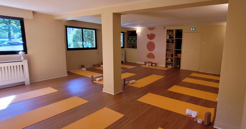 Studio Yoga