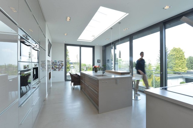 wohnen mit weitblick, bielefeld moderno-cucina