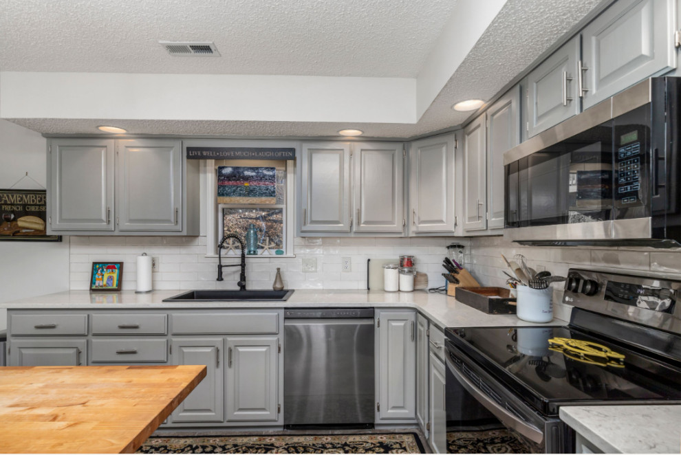 Beautiful Kitchen and Bathroom Remodel