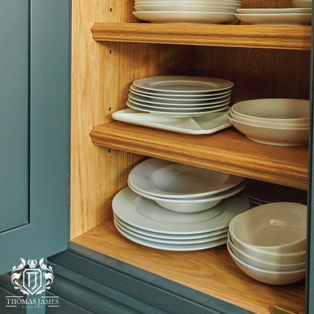 Eden Gardens - Bespoke Kitchen traditional-kitchen