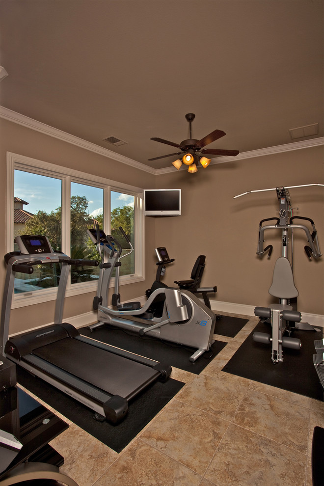 Inspiration for a traditional home gym in Austin.