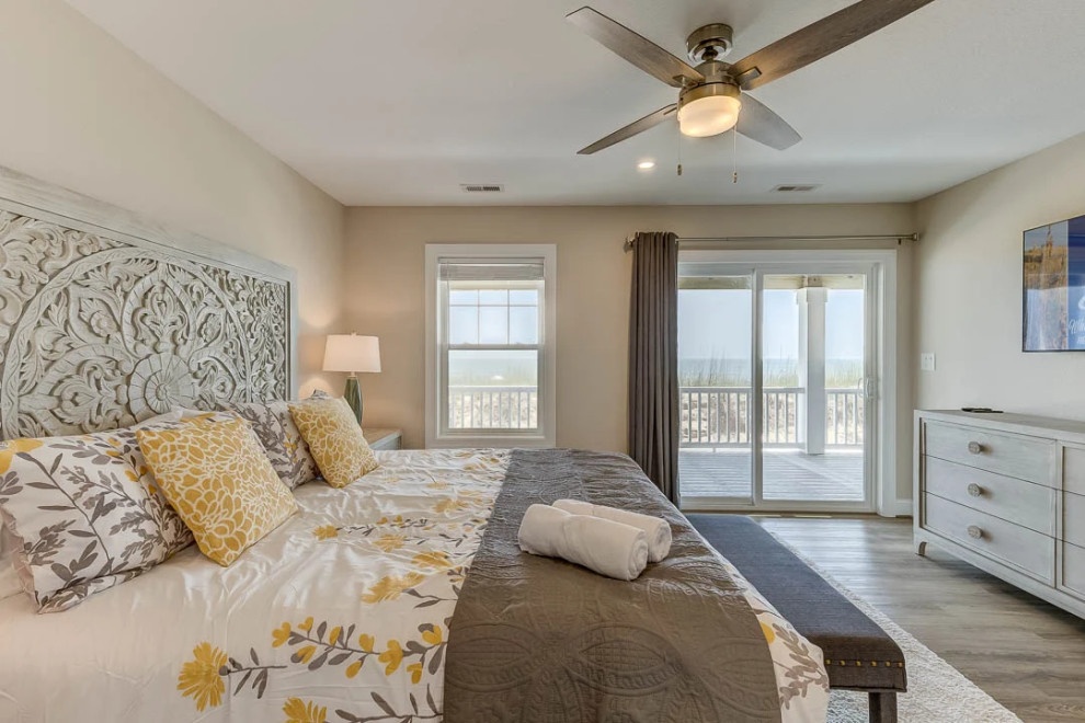 Dolphin Watch (2023)