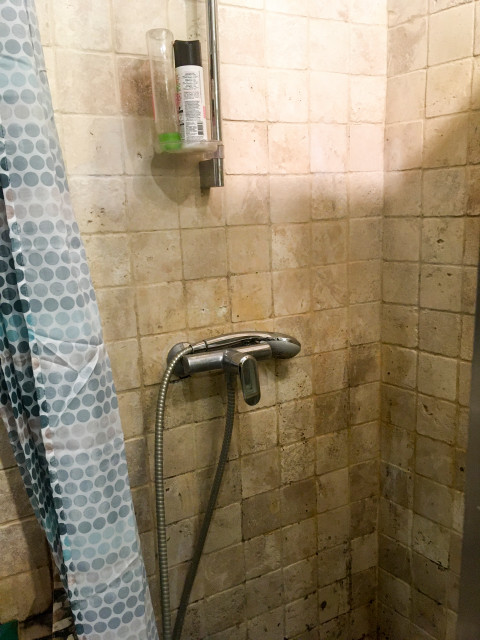 R&eacute;novation d'une salle d'eau minimalistisch