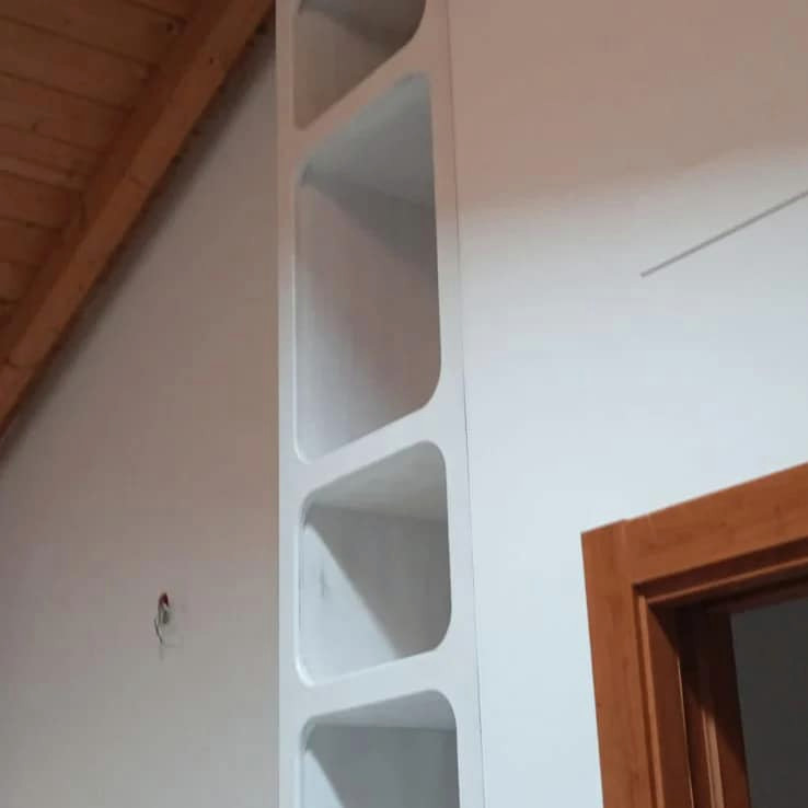 Struttura in MDF per realizzazione libreria stile Manrique