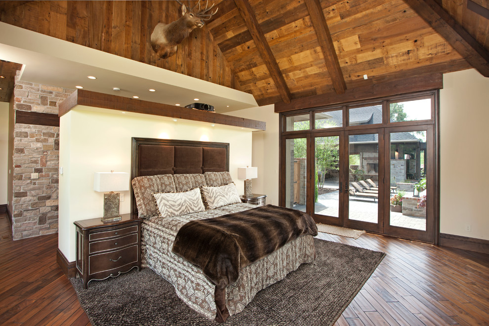 This is an example of a country bedroom in Minneapolis.