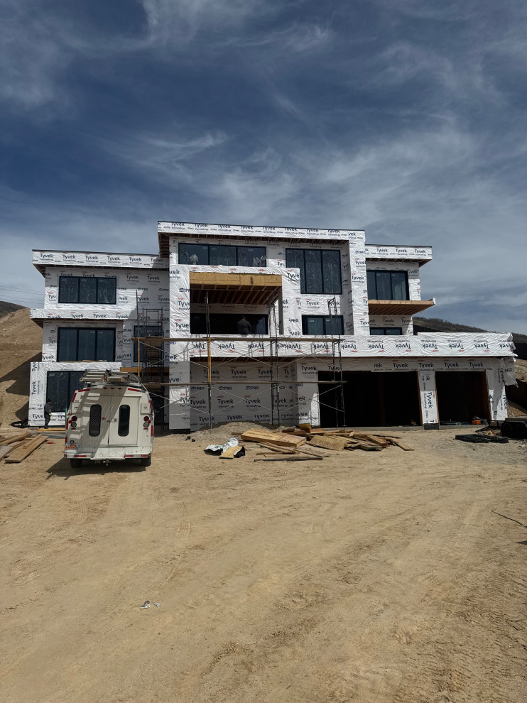 Peredes Custom Home