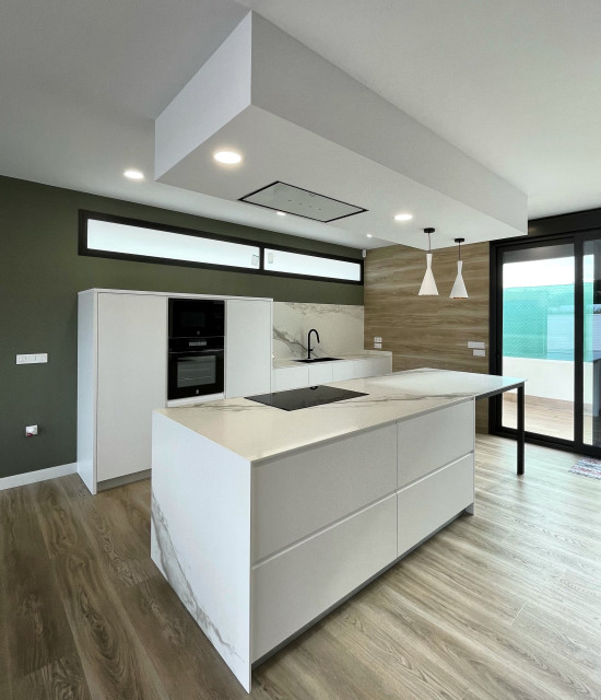 CASA 2+2 minimalistisch-kueche