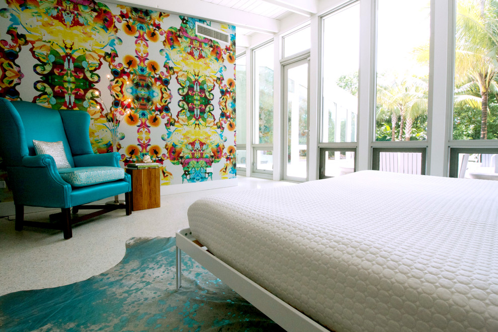 Beach style bedroom photo in Miami