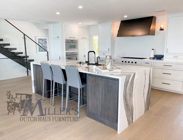 White Coastal Siesta Key Kitchen maritimt-koekken