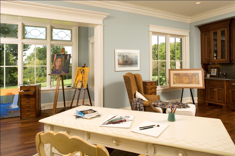 Photo of a country home office in Chicago with blue walls.