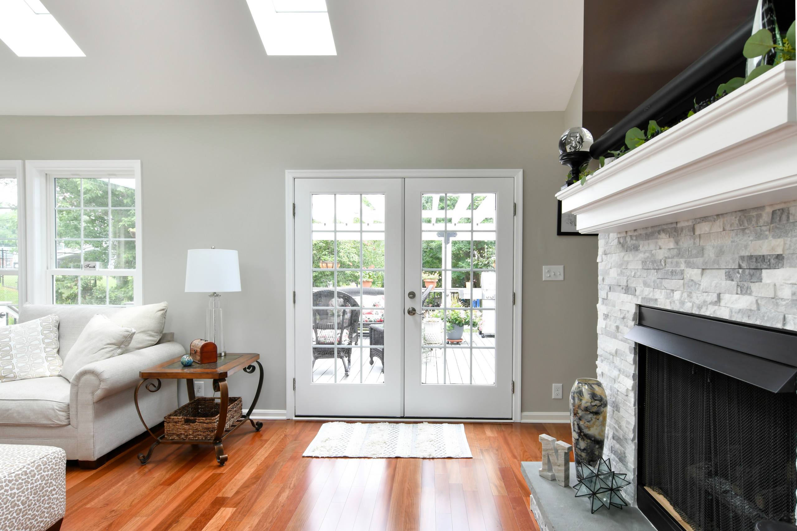 Huge Entertaining Deck and Sunroom