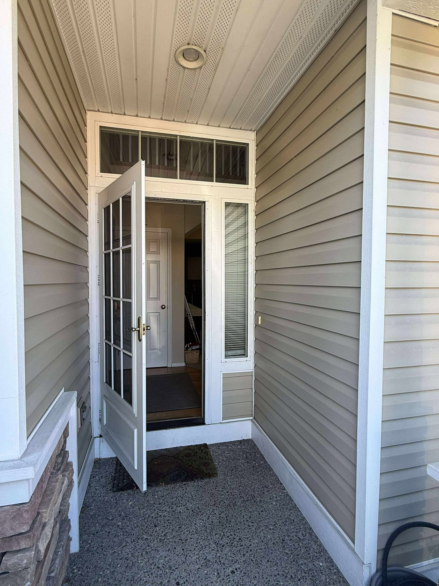 Exterior Wood Repairs & Repaint