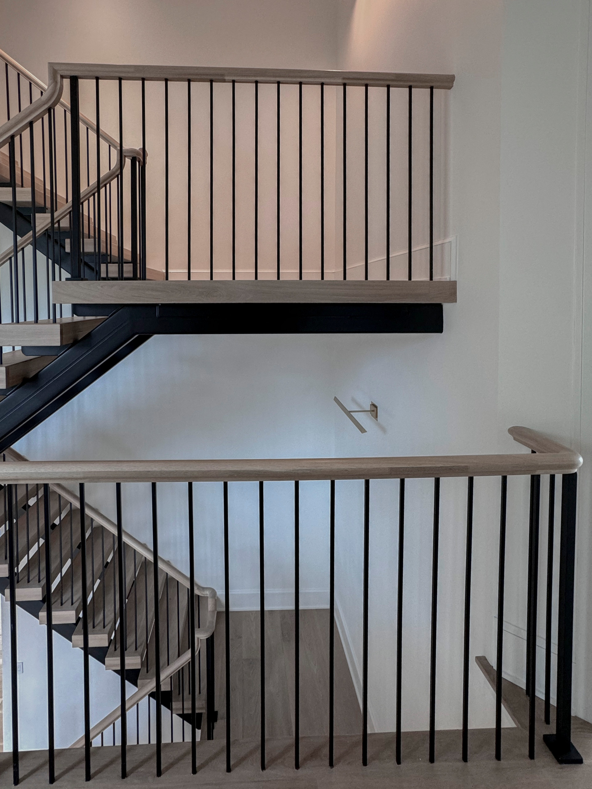 122_Modern Steel & Wood Floating Staircase, Arlington VA 22207