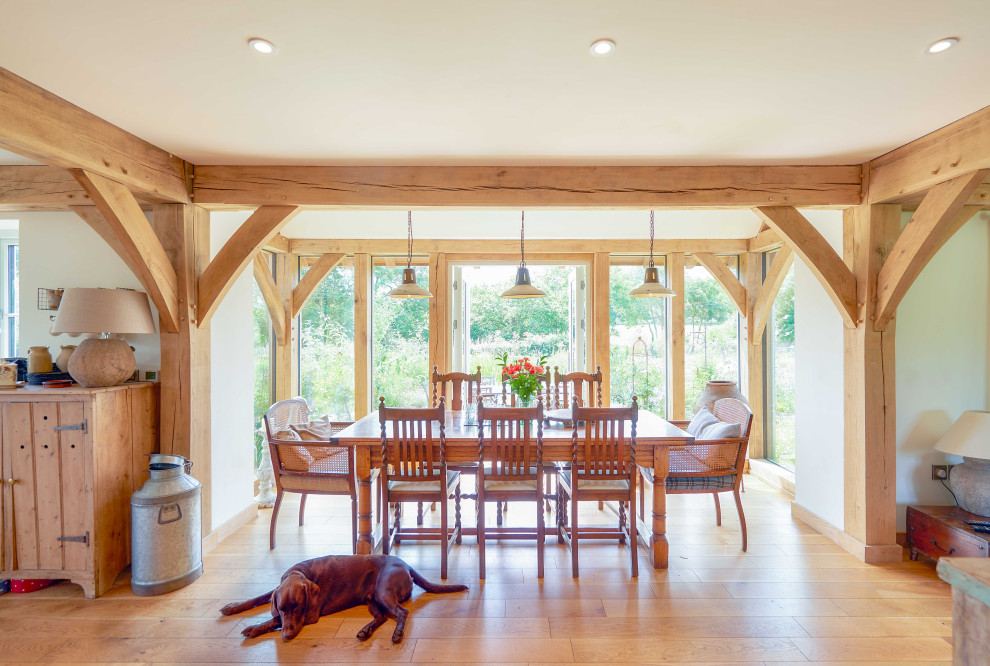 Design ideas for a rural dining room in Hampshire.