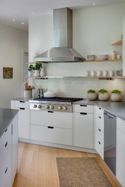 Custom Home and studios contemporaneo-cocina