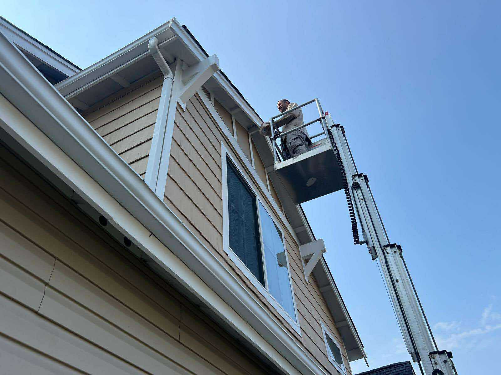 Exterior Wood Repairs & Repaint