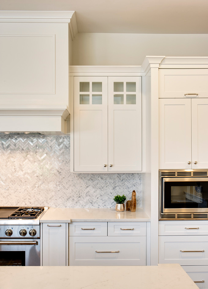 Inspiration for a transitional kitchen remodel in Albuquerque