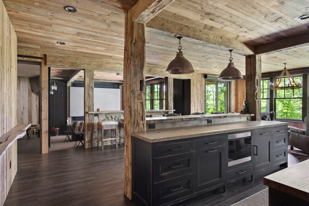Inspiration for a rustic kitchen remodel in Minneapolis