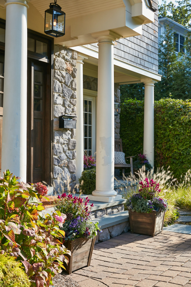 Photo of a landscaping in New York for fall.