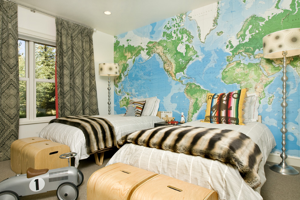 Design ideas for an eclectic gender-neutral kids' bedroom for kids 4-10 years old in Other with carpet.