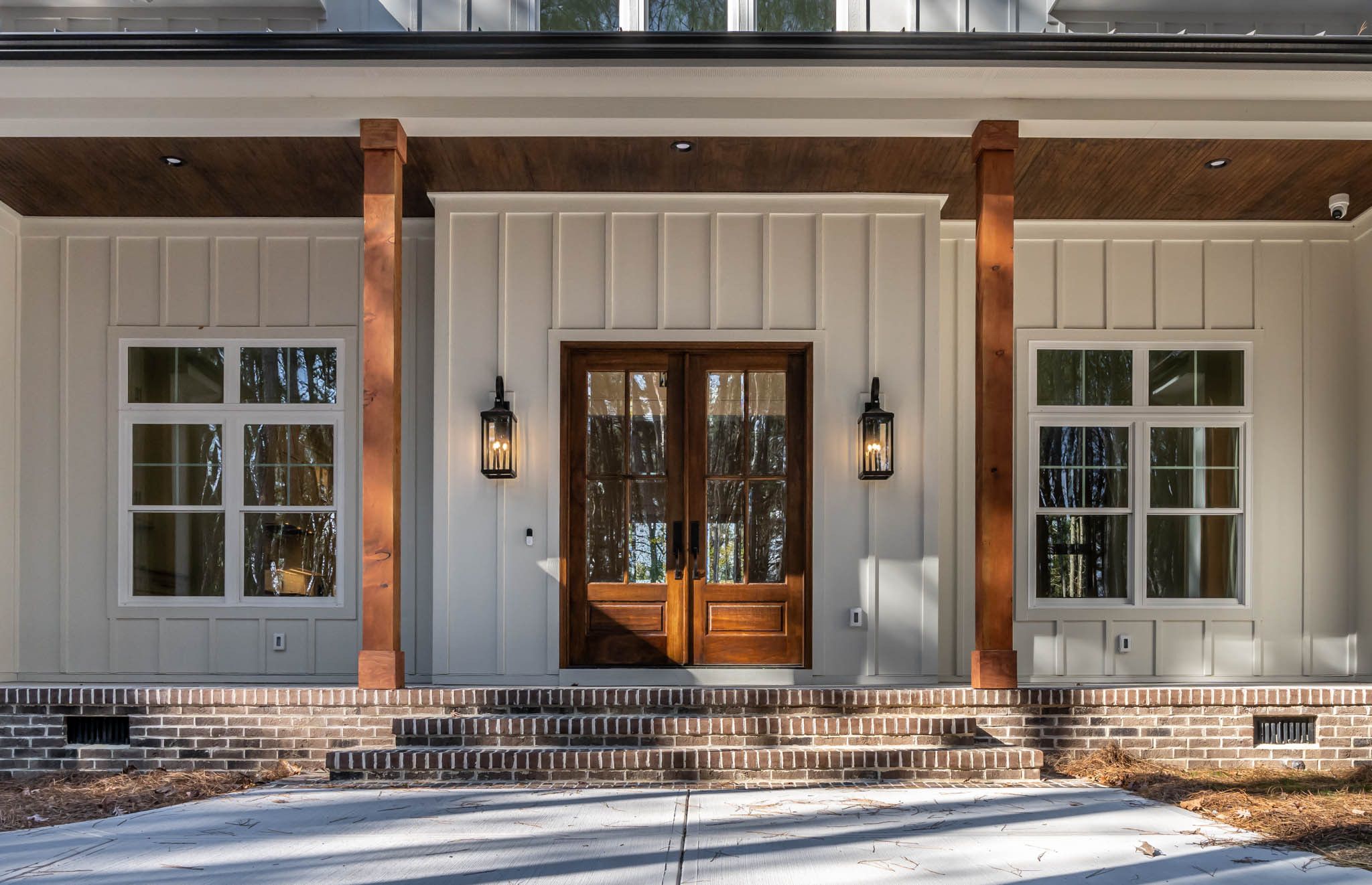 Oyster White Farmhouse