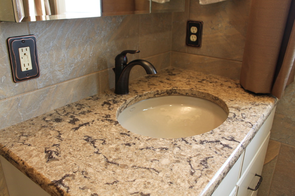 "F" Master Bath