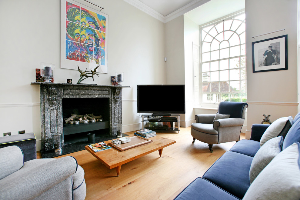 Traditional living room in London with white walls.