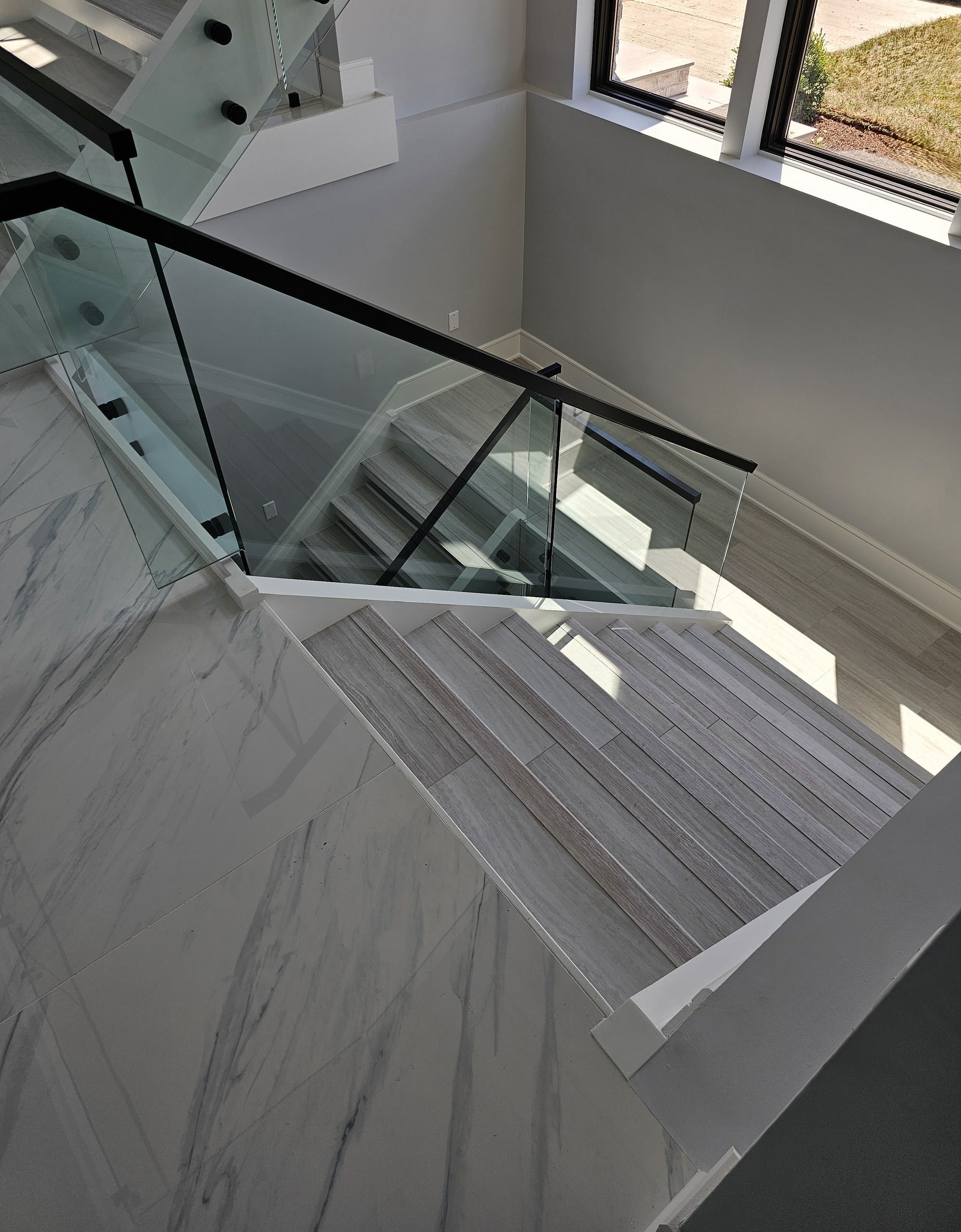 125_Modern Open Rise Stair with Glass Balustrade, Aldie, VA 20105