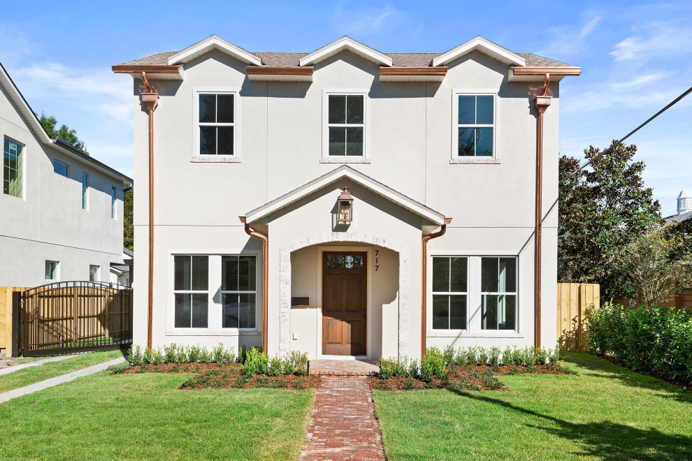 Transitional home design photo in Orlando