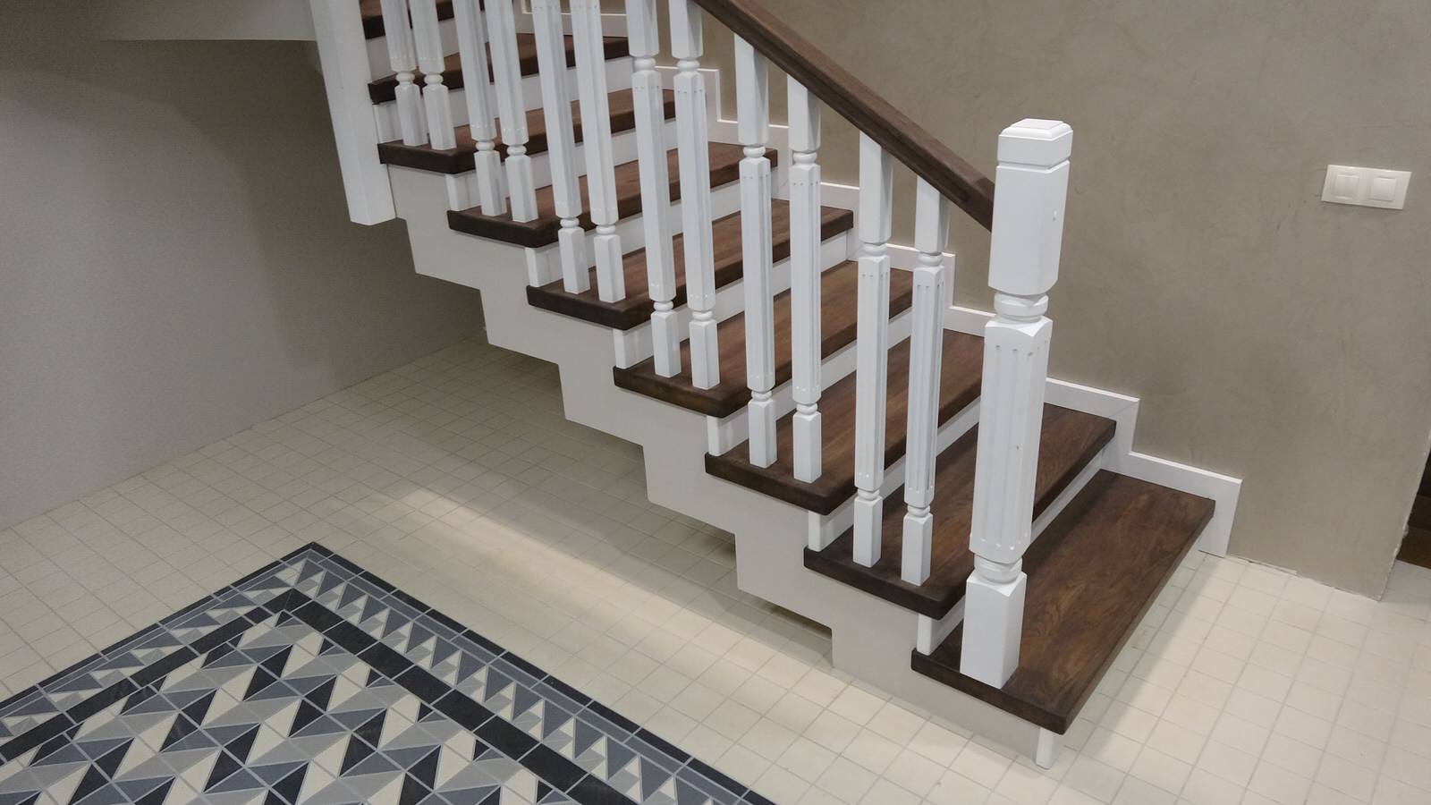 "Солманово поле" Москва. Лестница Эклектика