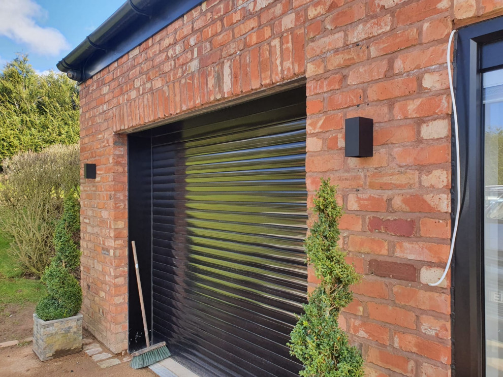 Garage Conversion to Man Pad