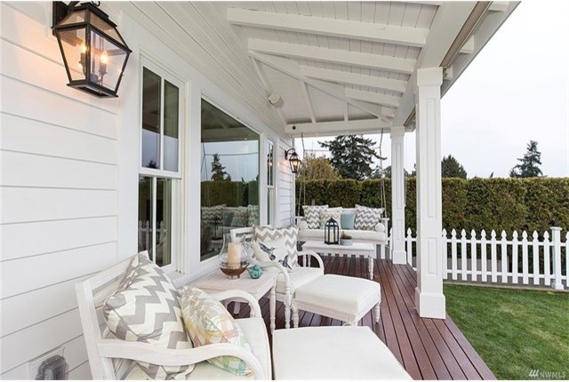 Custom Home-Magnolia