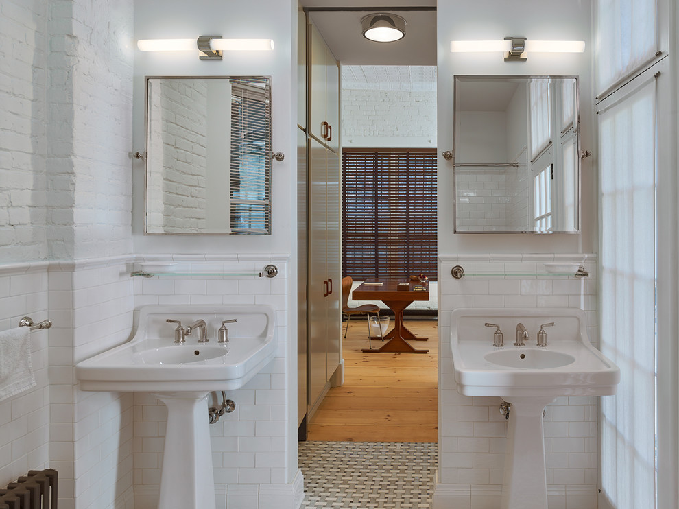 Inspiration for an industrial bathroom in New York.