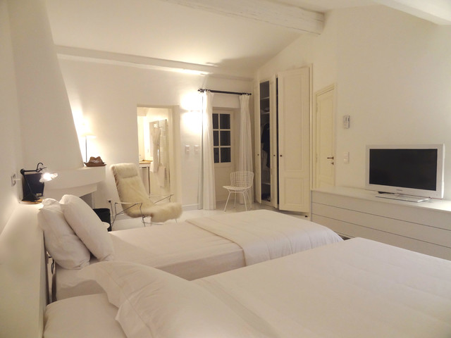 Maison C. contemporaneo-dormitorio