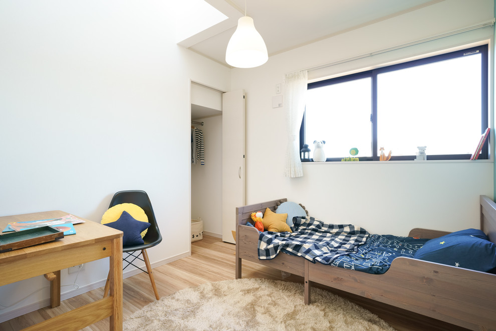 他の地域にあるコンテンポラリースタイルのおしゃれな子供部屋の写真