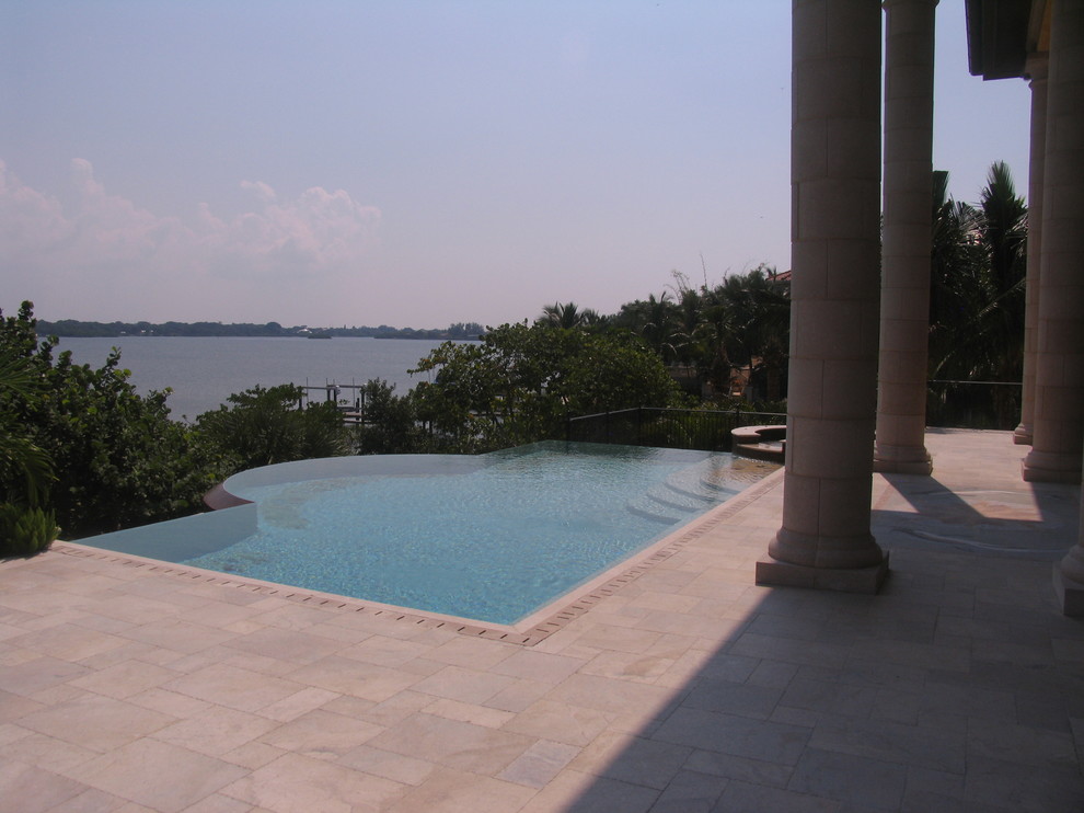 Design ideas for a mediterranean pool in Tampa.