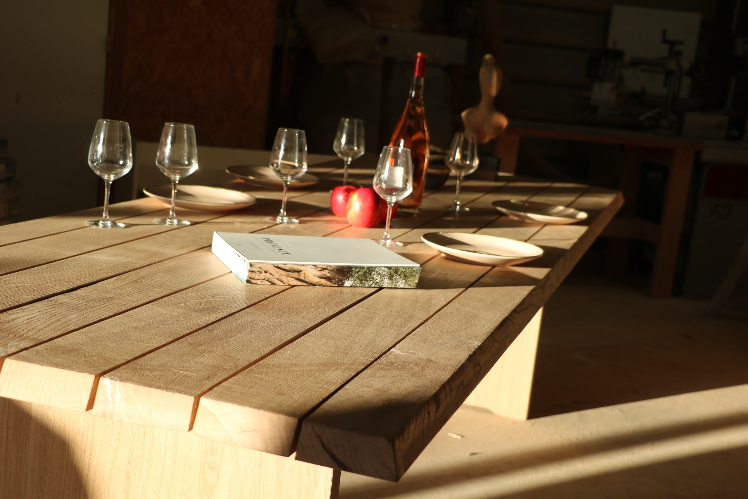 Le Muy - Conception de tables sur-mesure