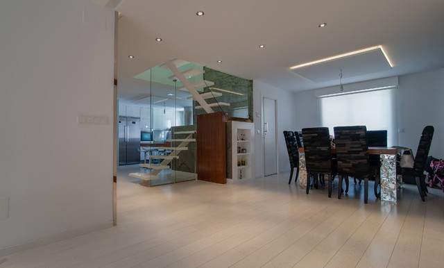 DUPLEX SIN BARRERAS contemporaneo-sala-da-pranzo