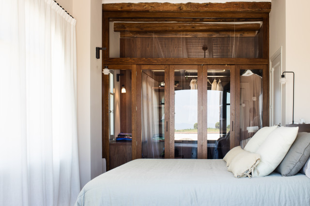 Mas&iacute;a centenaria country-bedroom