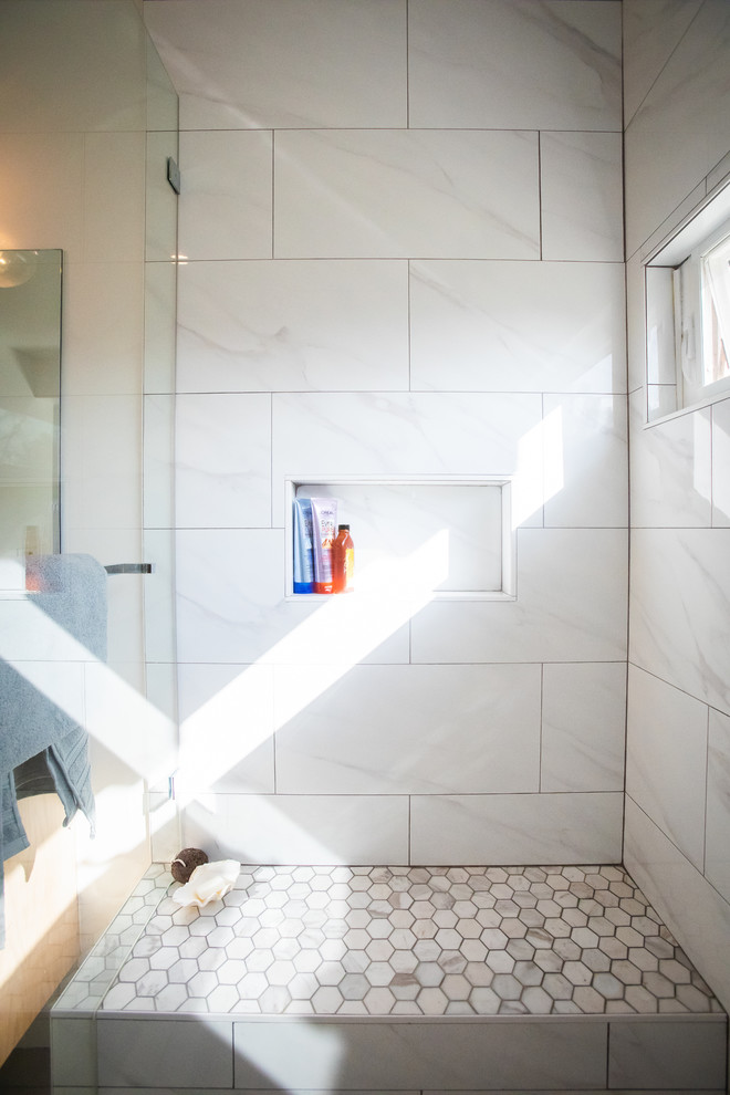 This is an example of a mid-sized contemporary master bathroom in Los Angeles with white tile, ceramic tile, white walls, ceramic floors and grey floor.