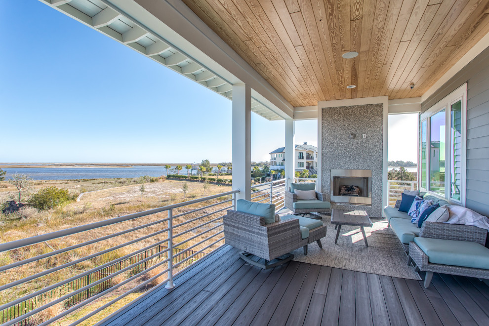 Home design - transitional home design idea