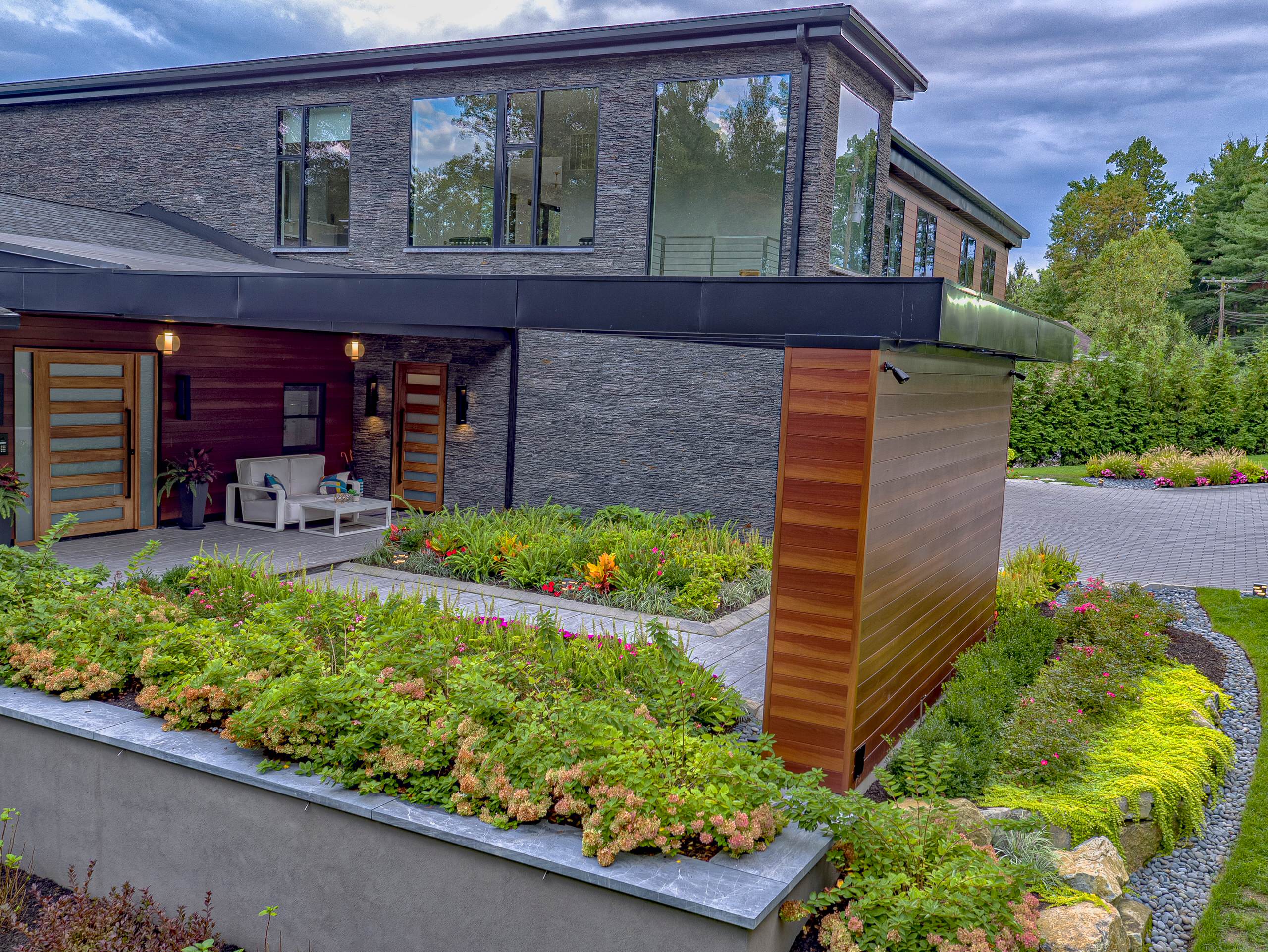 AWARD WINNING RESIDENTIAL PARADISE