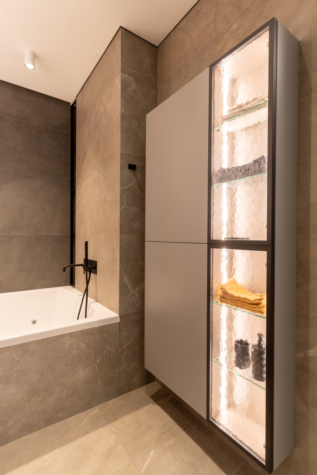 274_Эльдара_Рязанова