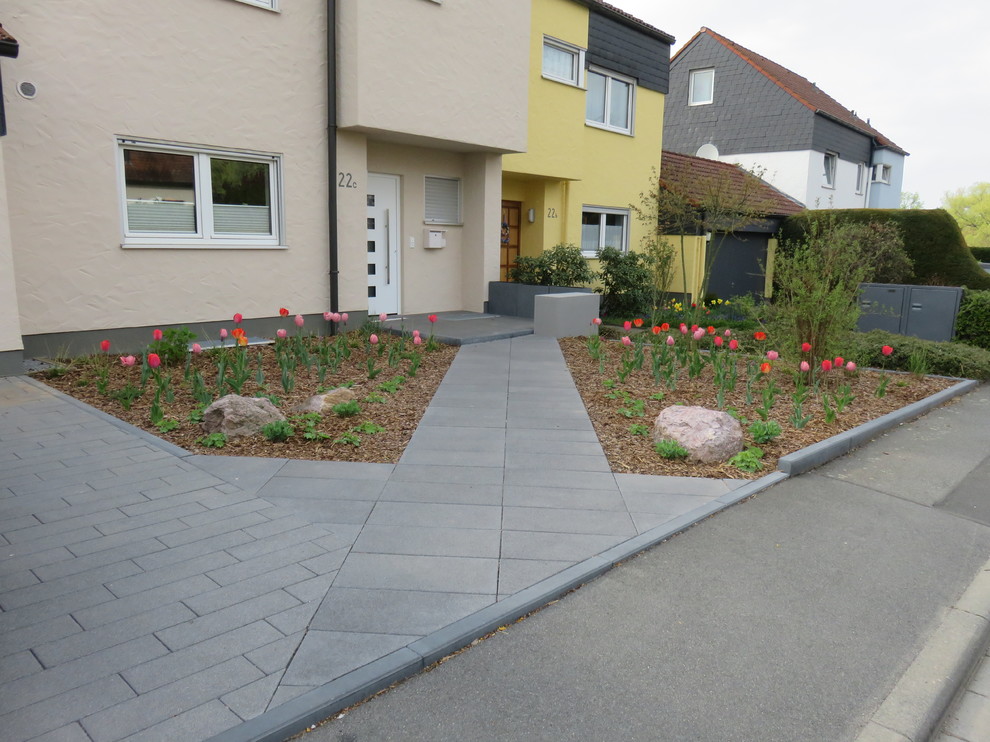 Reihenhaus Modern Sonstige von GrünraumDesign Houzz