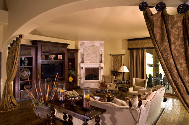 Mediterranean family room rustikal wohnzimmer sonstige von ...