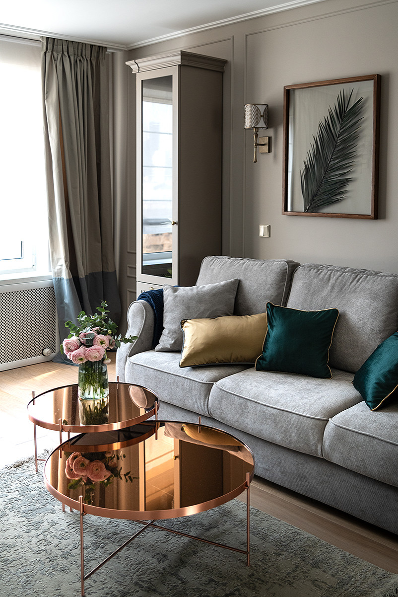 Интерьер гостиной для заслуженной артистки России Анны Фроловцевой